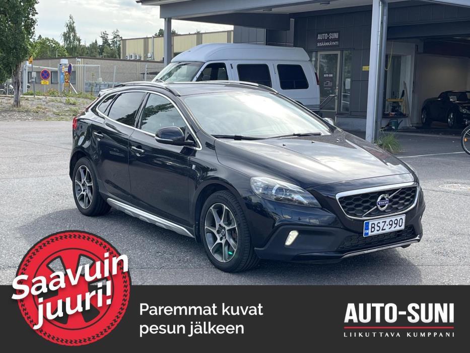 VOLVO V40 Cross Country 2015