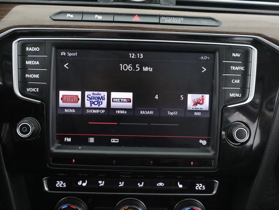 VOLKSWAGEN Passat 2016