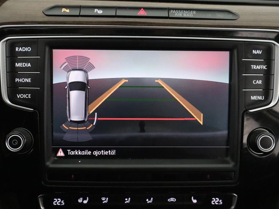 VOLKSWAGEN Passat 2016