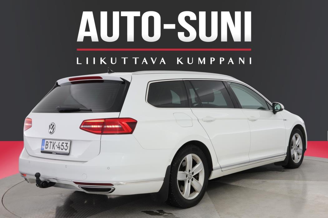 VOLKSWAGEN Passat 2016