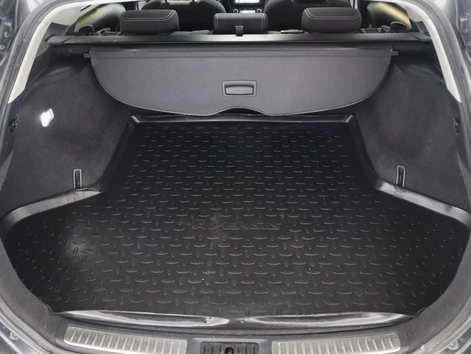 TOYOTA Avensis 2016