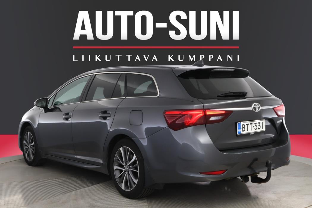 TOYOTA Avensis 2016