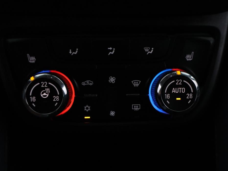 OPEL Zafira 2017