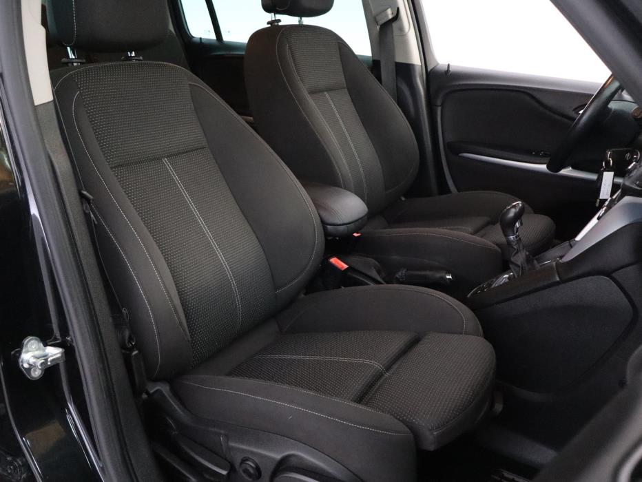 OPEL Zafira 2017