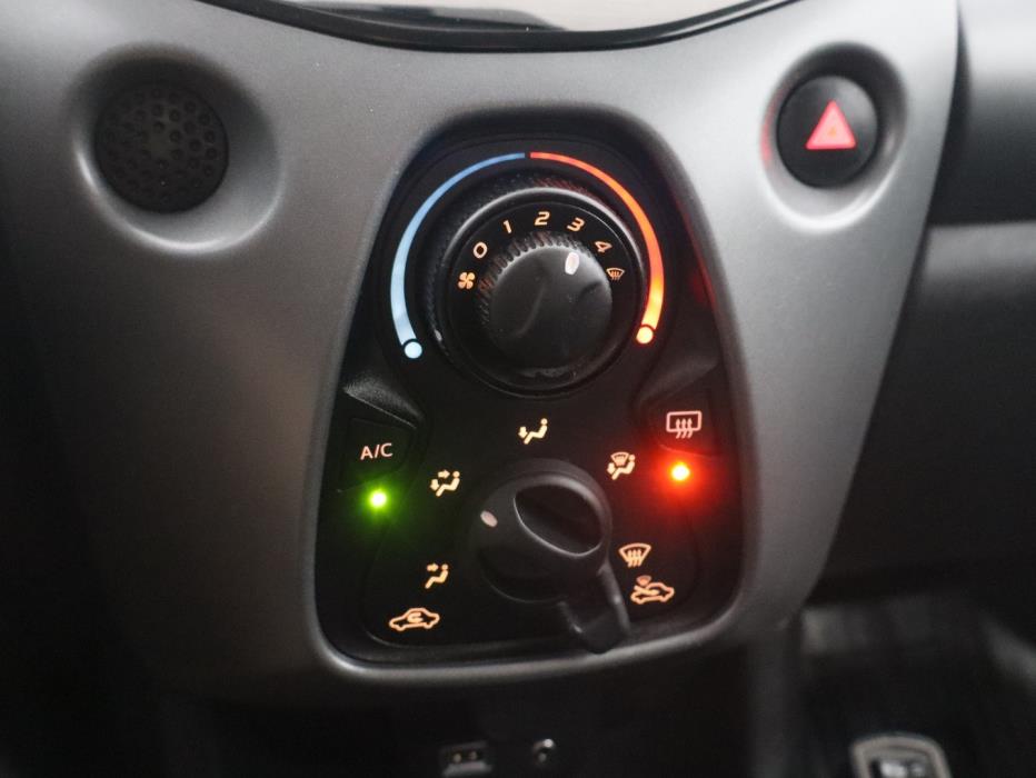 TOYOTA AYGO 2018