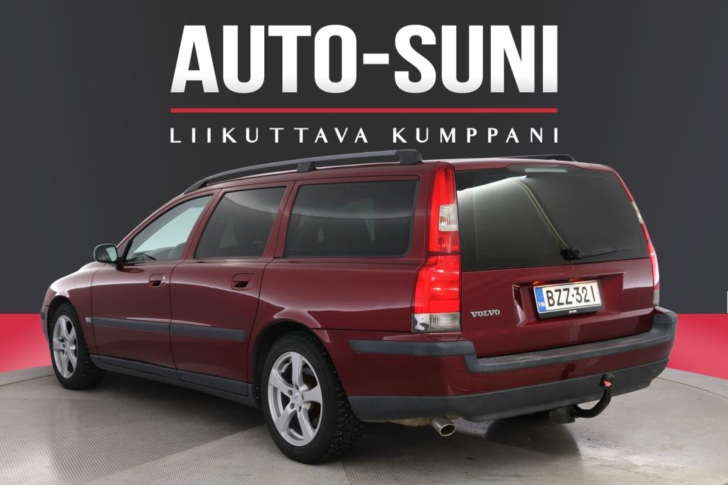 VOLVO V70 2003