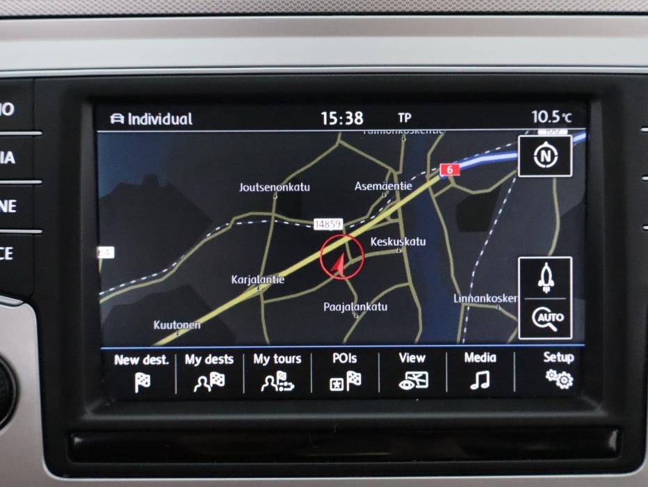 VOLKSWAGEN Passat 2014