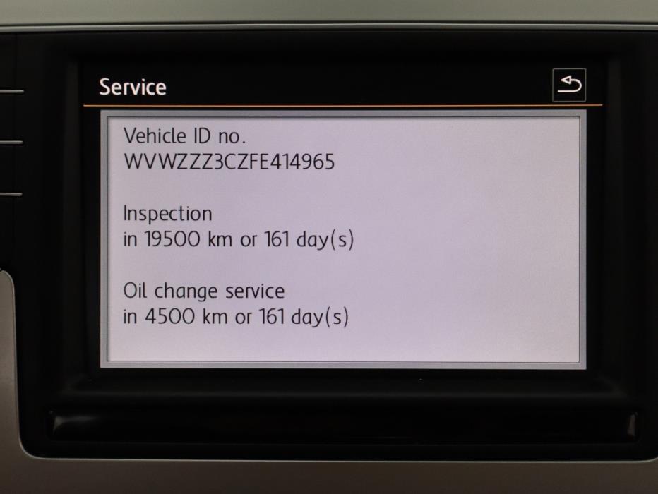 VOLKSWAGEN Passat 2014