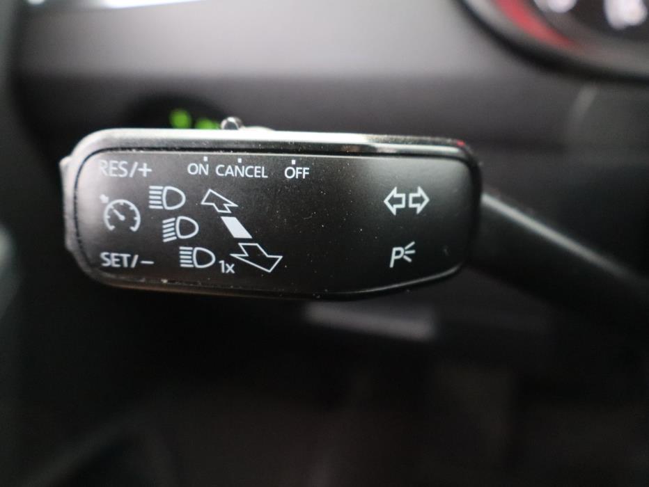 SKODA Octavia 2014