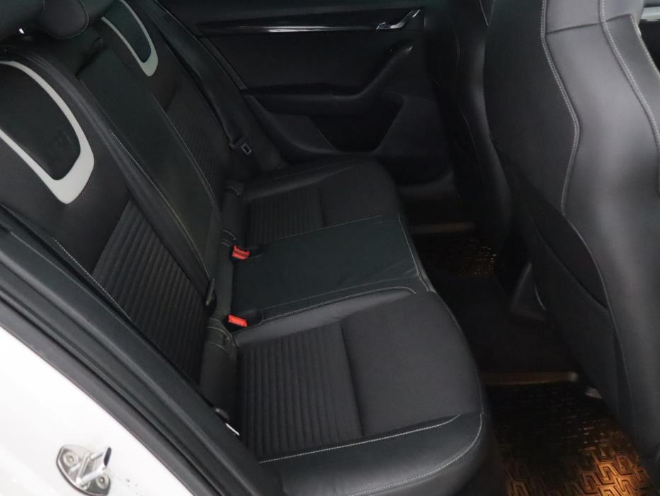SKODA Octavia 2014