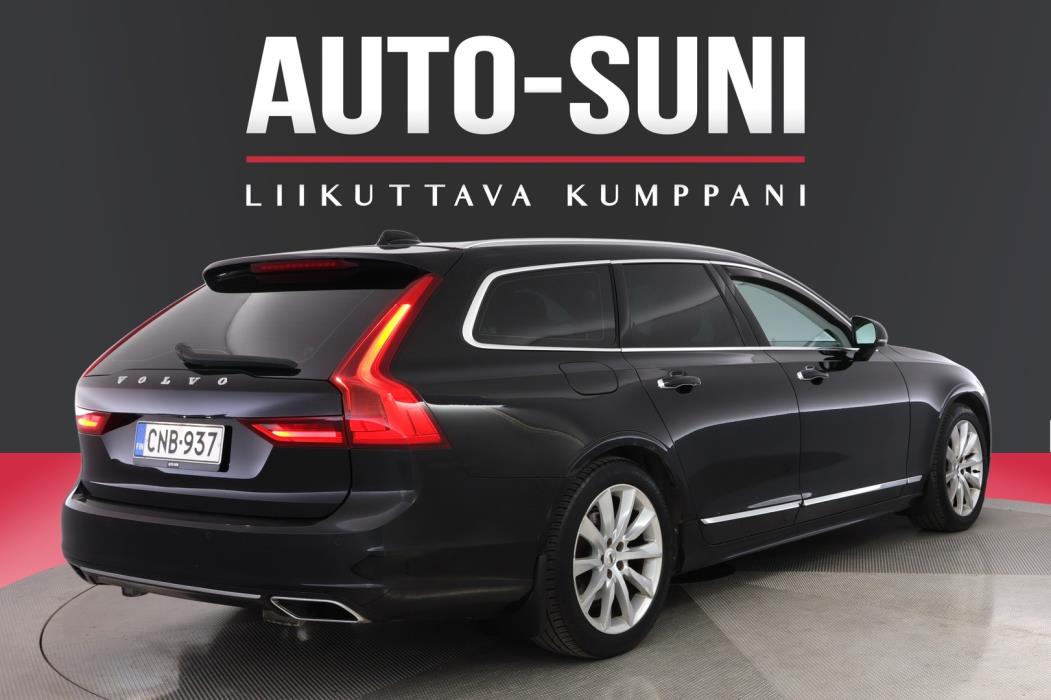 VOLVO V90 2019