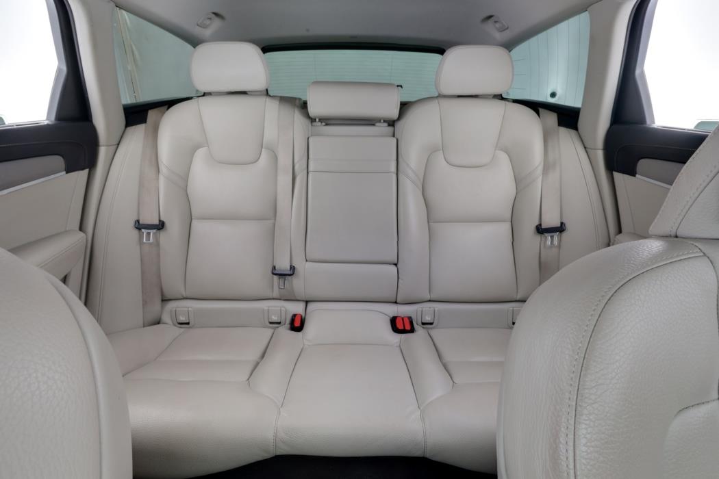 VOLVO V90 2019