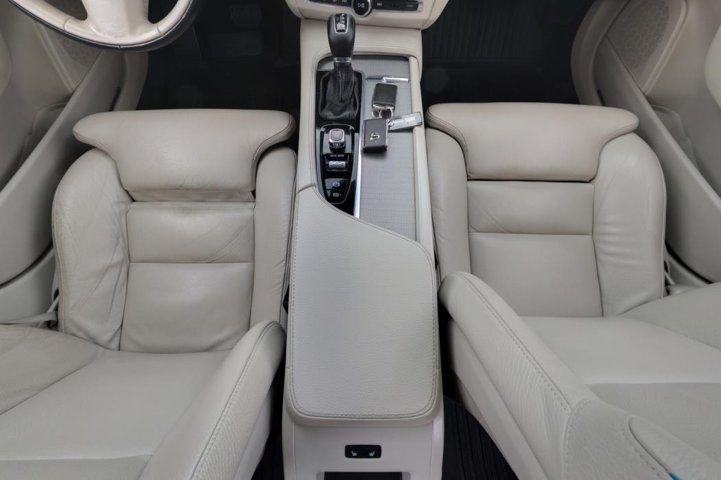 VOLVO V90 2019