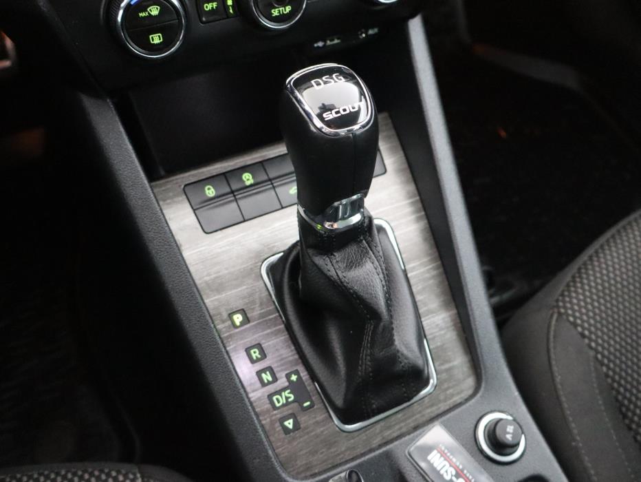 SKODA Octavia 2015
