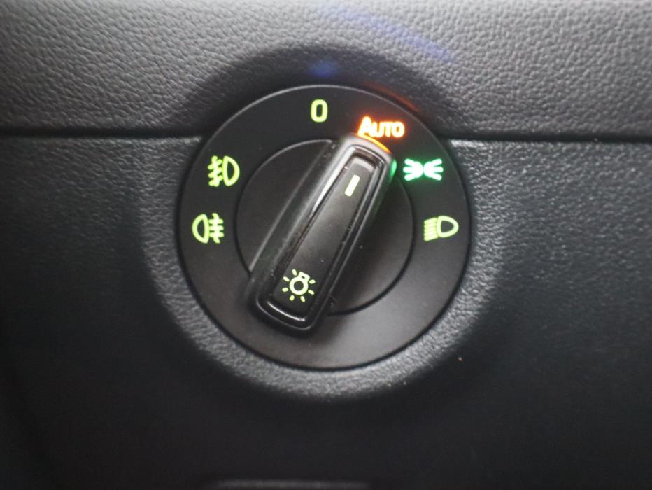 SKODA Octavia 2015