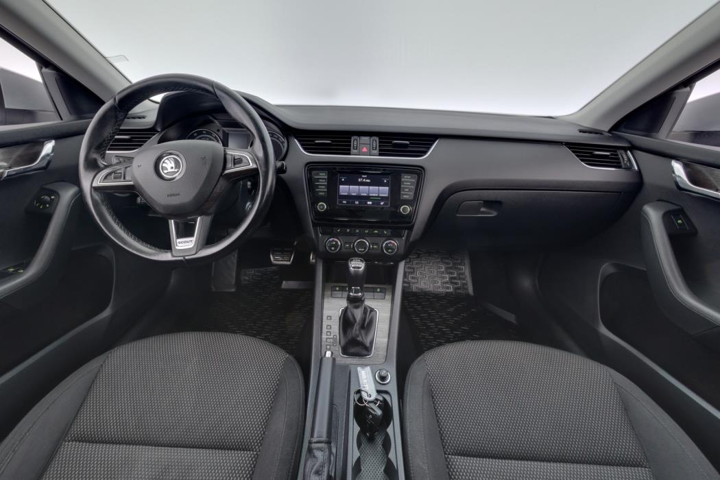 SKODA Octavia 2015