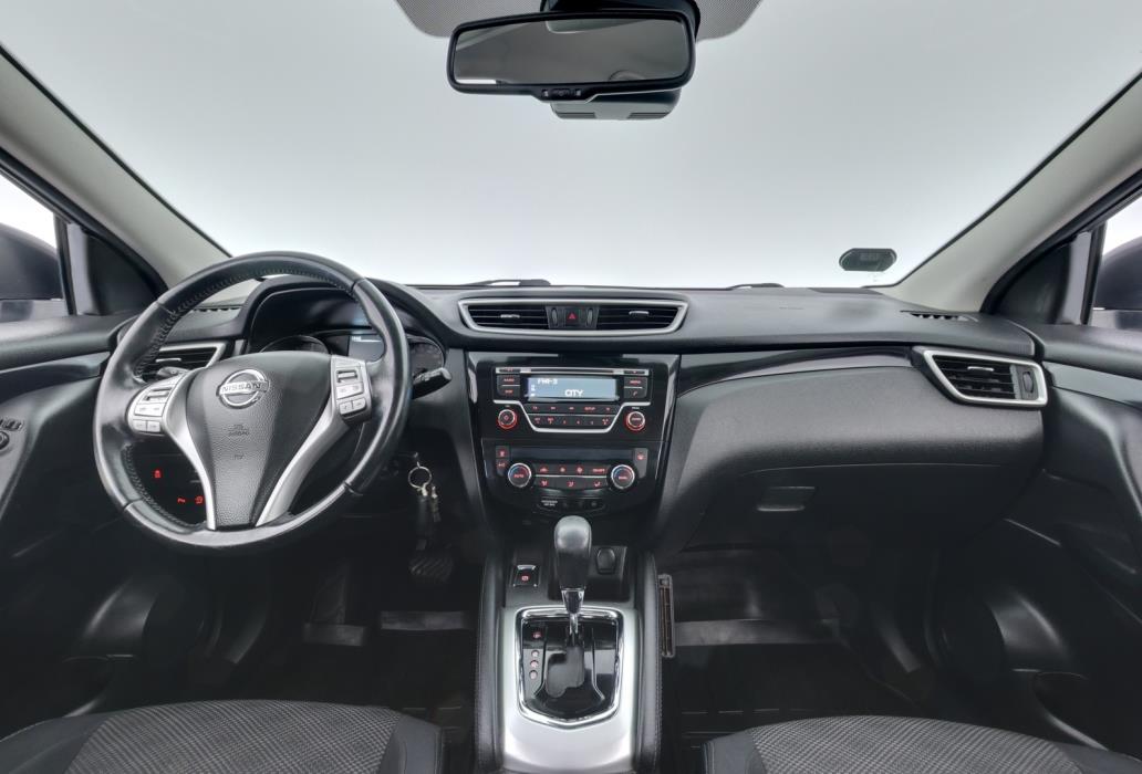 NISSAN Qashqai 2015