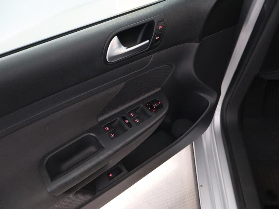 VOLKSWAGEN Golf 2007