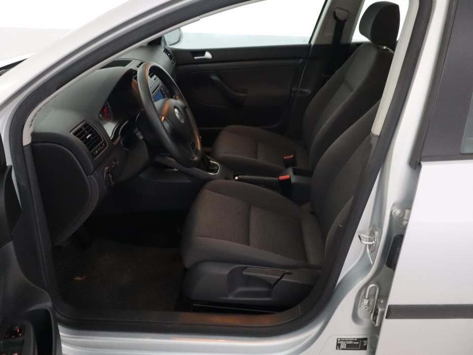 VOLKSWAGEN Golf 2007