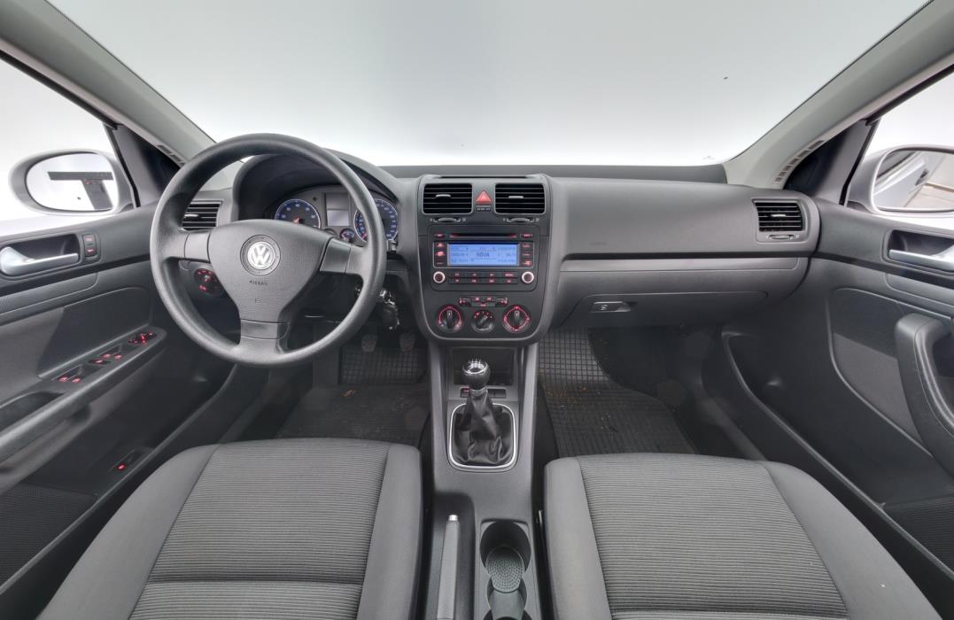 VOLKSWAGEN Golf 2007