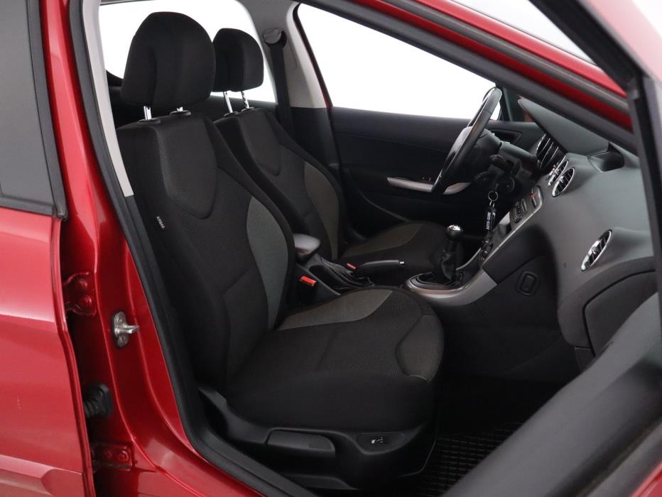 PEUGEOT 308 2008