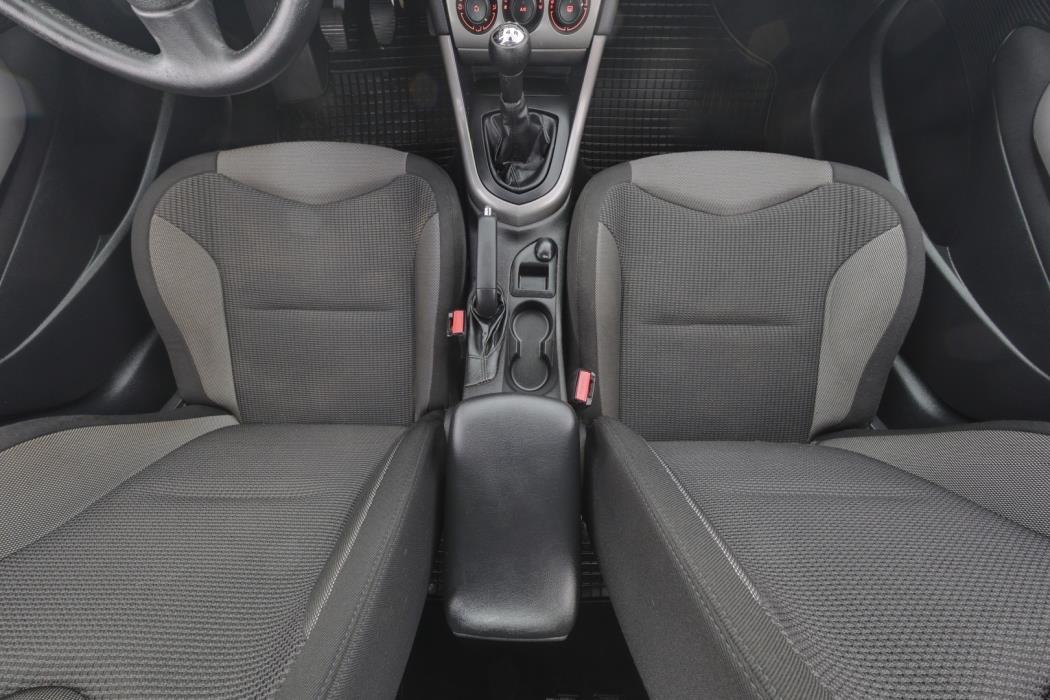 PEUGEOT 308 2008