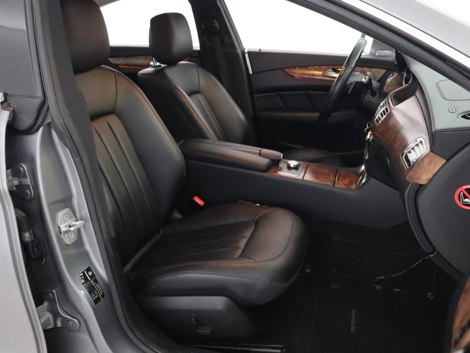 MERCEDES-BENZ CLS 2011