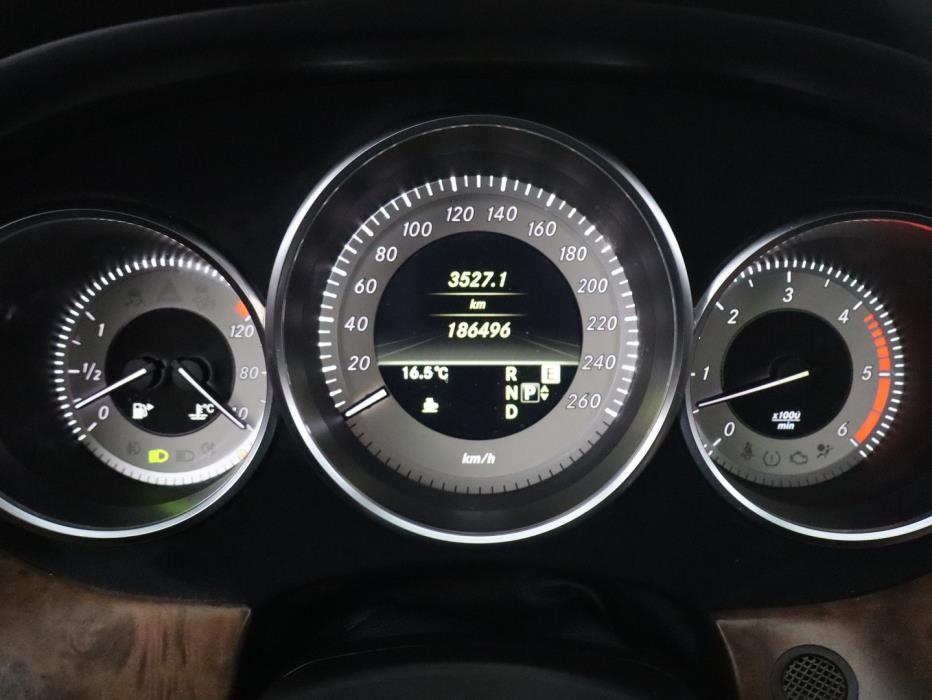 MERCEDES-BENZ CLS 2011