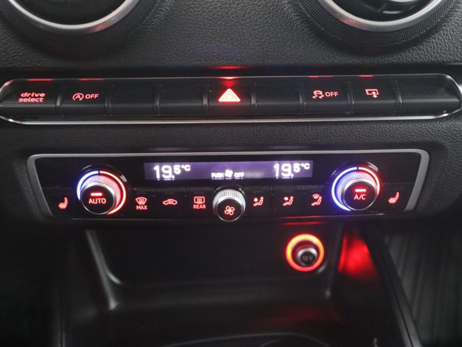 AUDI A3 2014