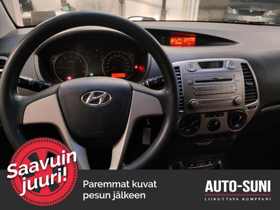 HYUNDAI i20 2010