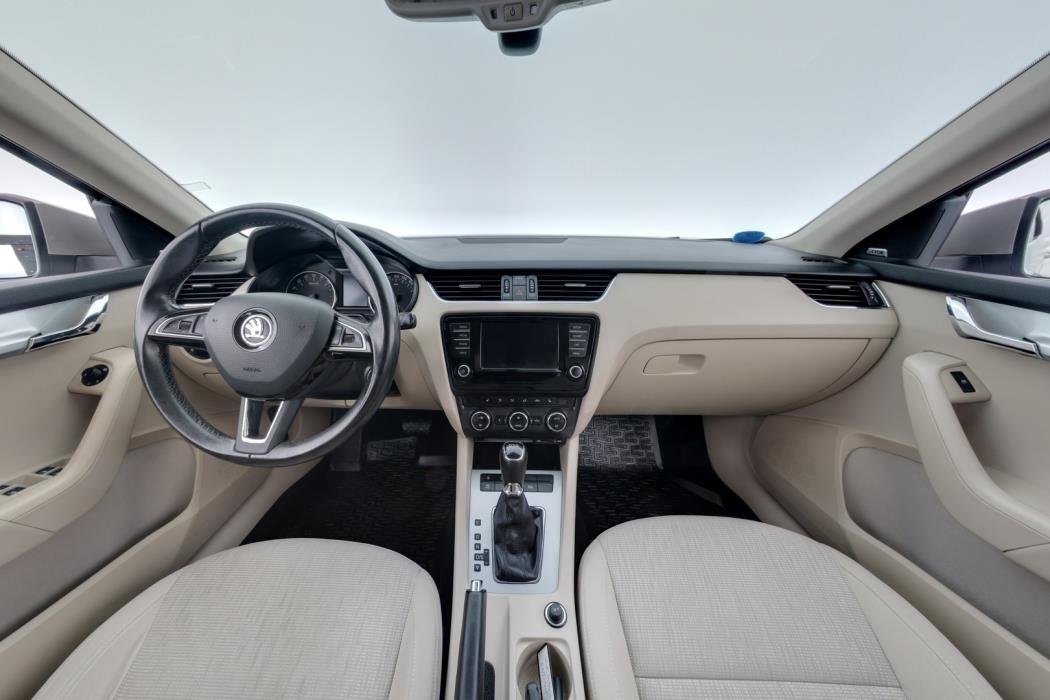 SKODA Octavia 2016