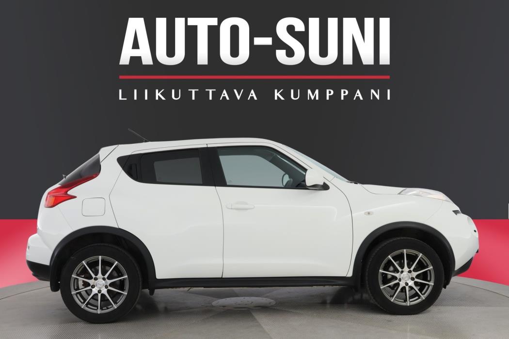 NISSAN Juke 2011