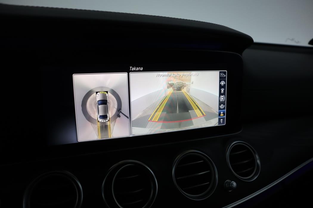 MERCEDES-BENZ E 2019