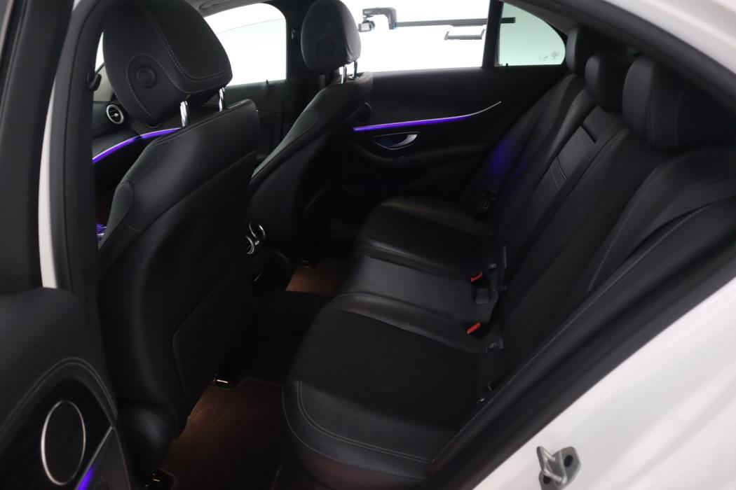 MERCEDES-BENZ E 2019