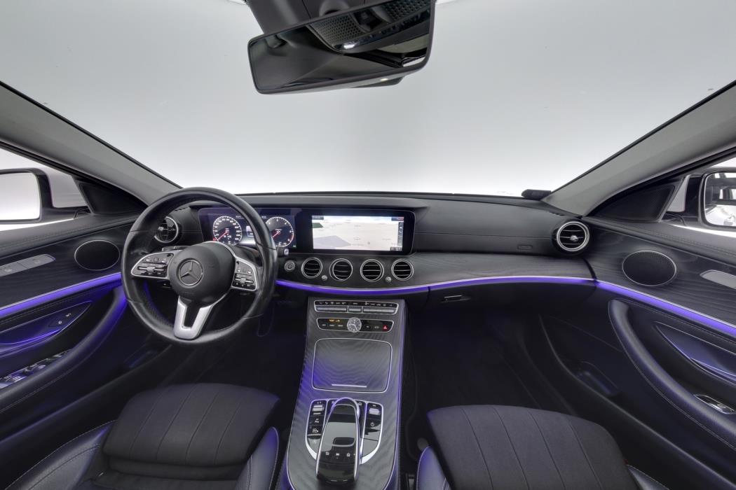 MERCEDES-BENZ E 2019