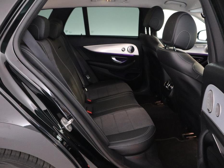 MERCEDES-BENZ E 2017
