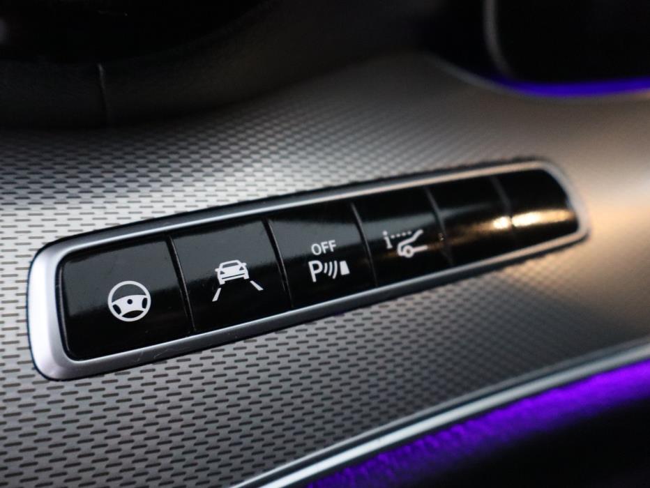 MERCEDES-BENZ E 2017