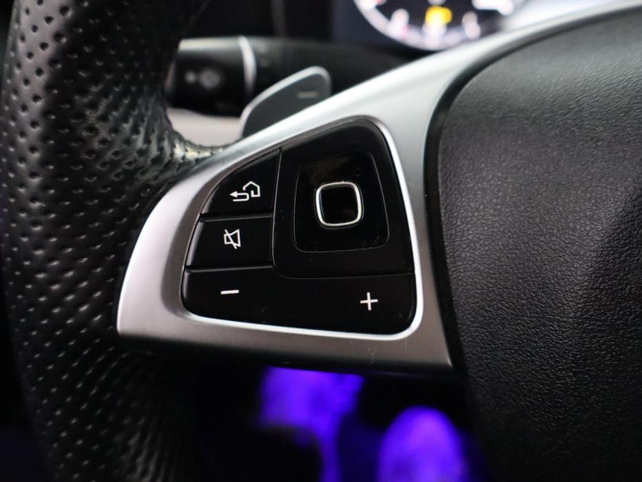 MERCEDES-BENZ E 2017