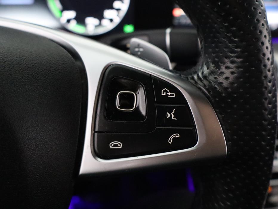 MERCEDES-BENZ E 2017