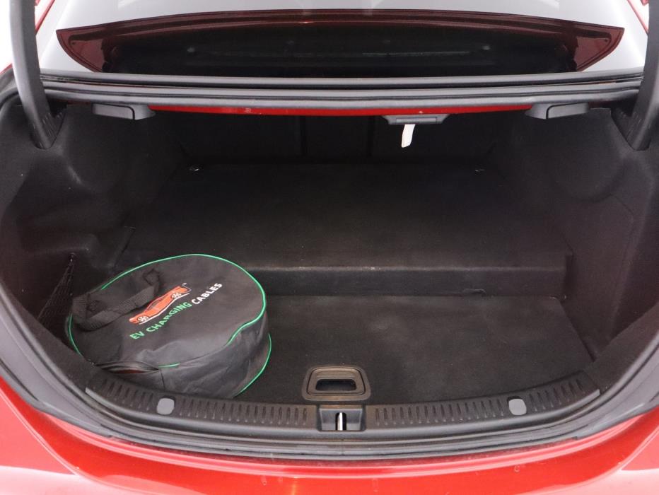 MERCEDES-BENZ E 2017