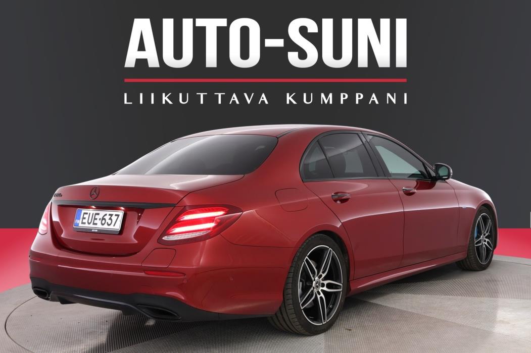 MERCEDES-BENZ E 2017