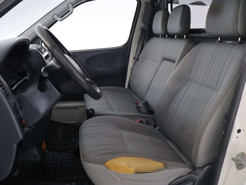 TOYOTA Hiace 2008