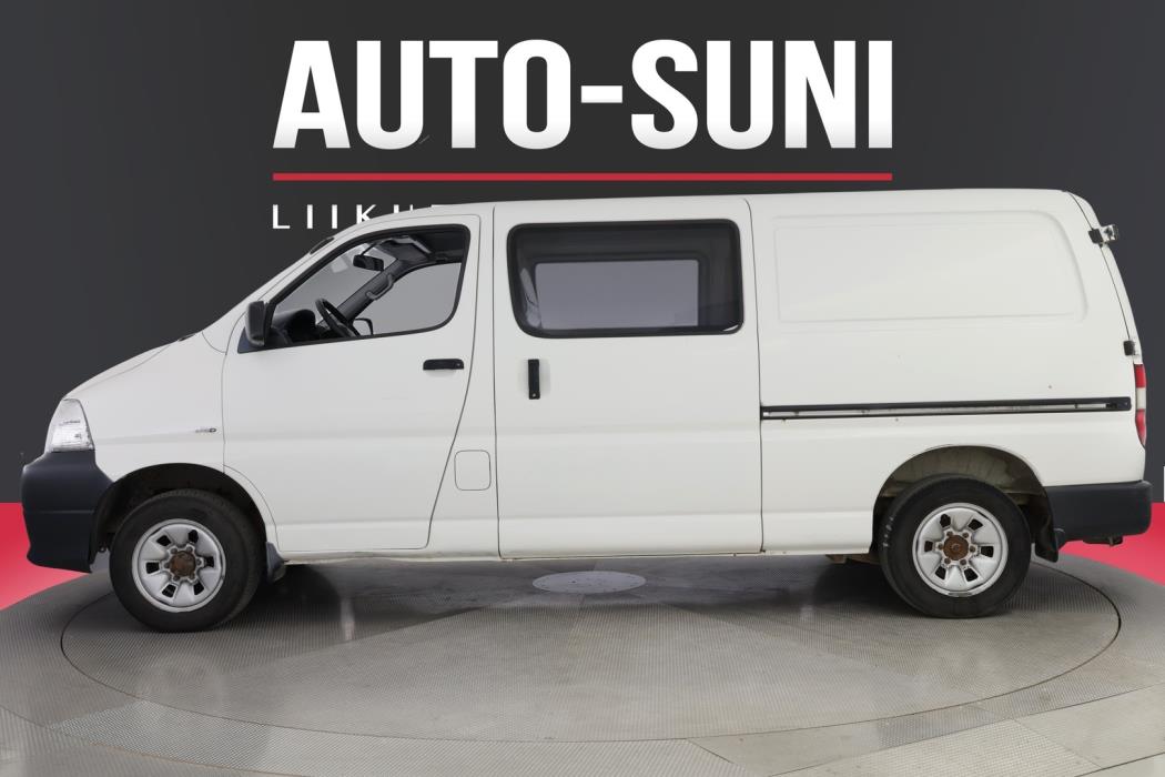 TOYOTA Hiace 2008