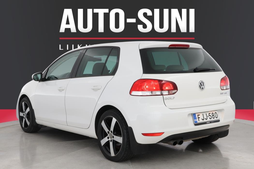 VOLKSWAGEN Golf 2009