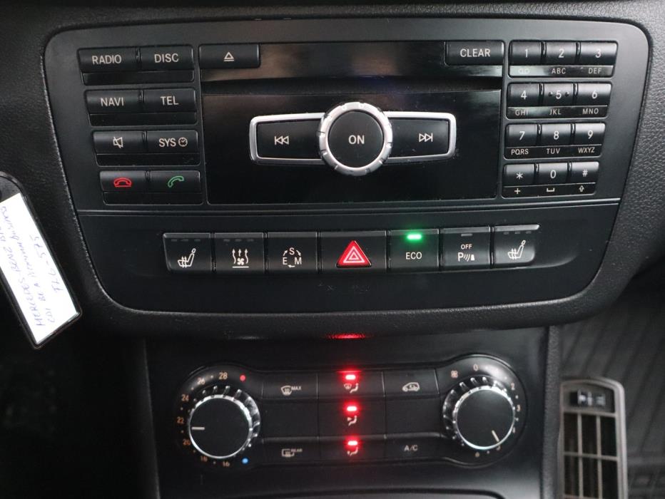 MERCEDES-BENZ B 2013