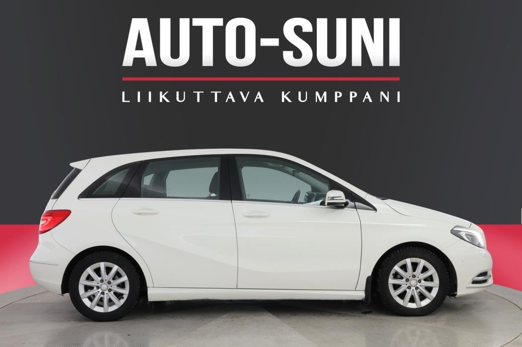 MERCEDES-BENZ B 2013