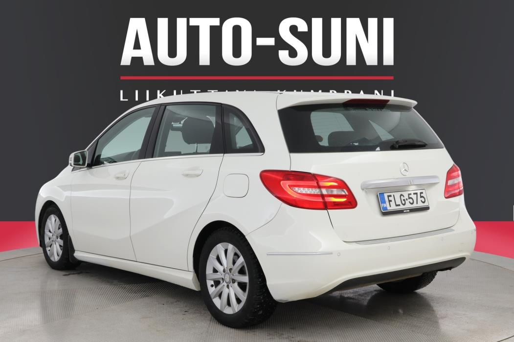 MERCEDES-BENZ B 2013