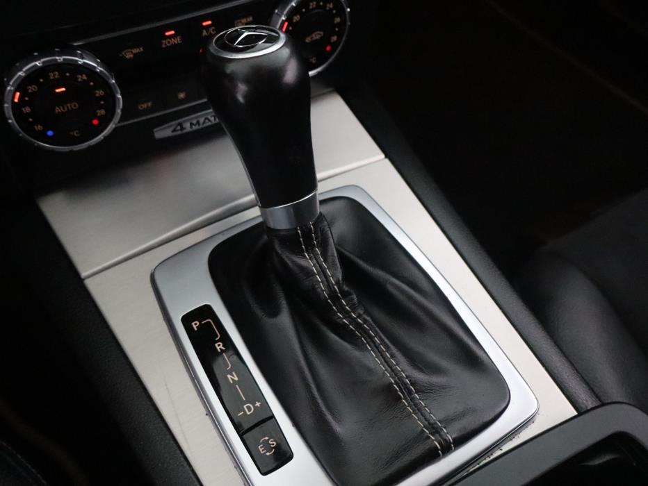MERCEDES-BENZ C 2013