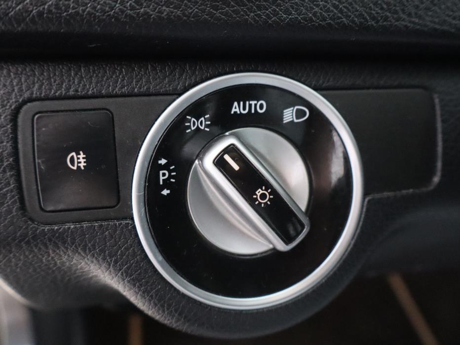 MERCEDES-BENZ C 2013
