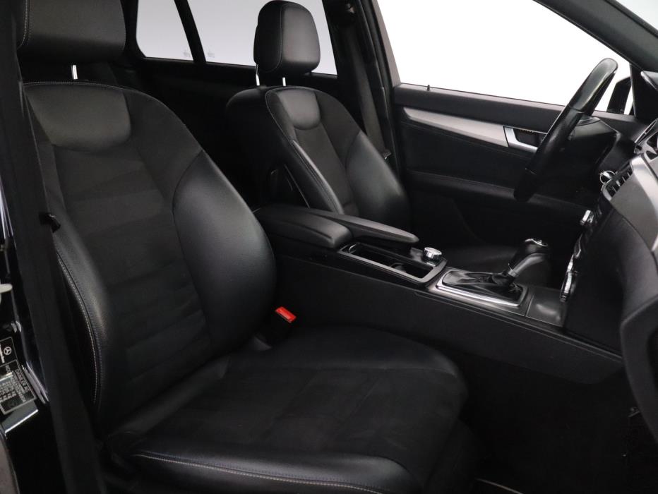 MERCEDES-BENZ C 2013